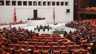 Siyasiler Ne Kadar Maaş Alıyor? | 2024 Tüm Liste