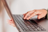 How I Earned $434,698 From One Online Course Without Ads or Webinars