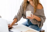 How Kayla Makes $10K/Month Working Remotely as a Virtual Assistant