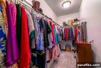Top Places to Sell Clothes for Cash: 16 Quick Options