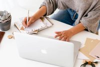 17 Online Jobs That Pay Daily: High-Paying Gigs You Can Start Now
