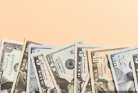 17 Low-Work Side Hustles to Earn Extra Money Quickly