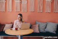 14 Side Hustles That Can Turn Into a Full-Time Income