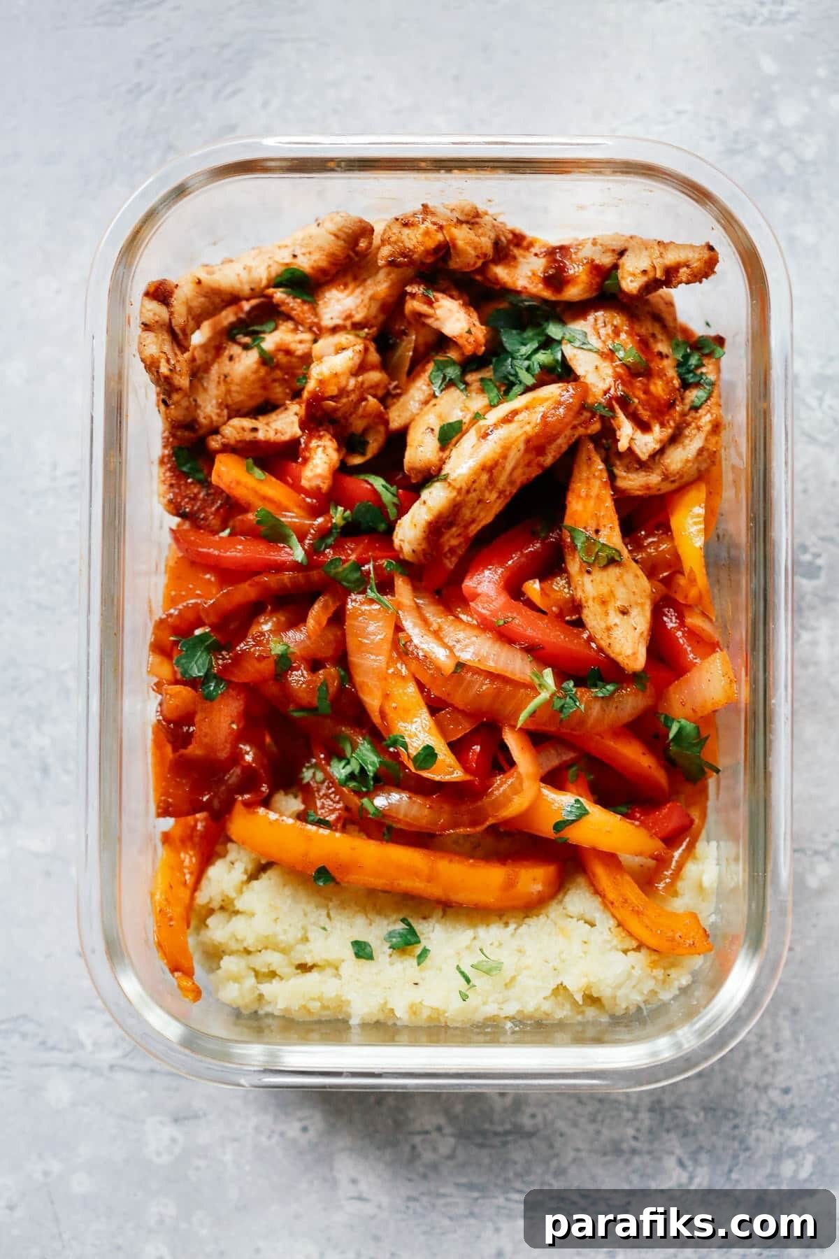 10 Delicious Lunch Ideas for Work That Save Time 4 Chicken Fajita Meal-Prep Bowls