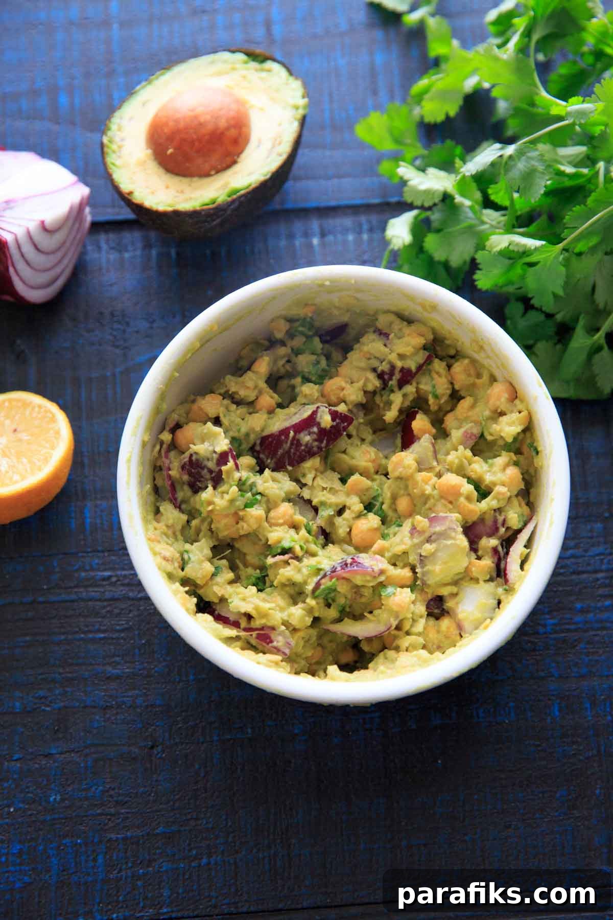 10 Delicious Lunch Ideas for Work That Save Time 10 Smashed Avocado Chickpea Salad Sandwich