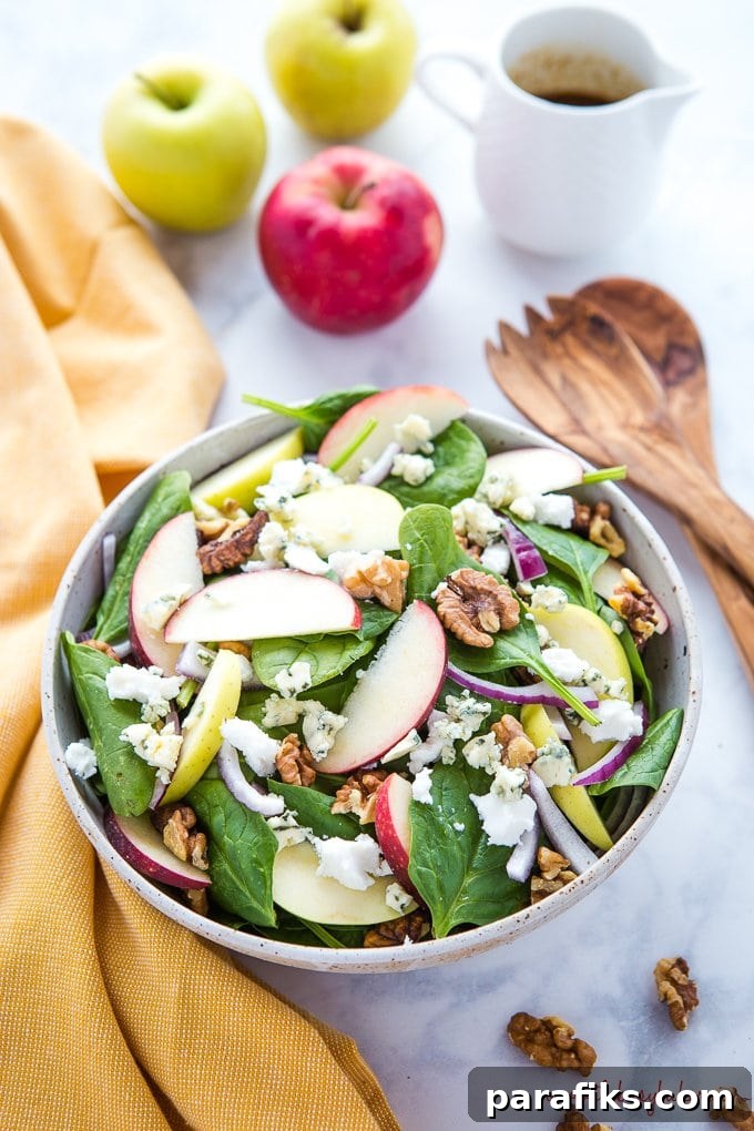 10 Quick Lunch Ideas to Brighten Your Day 5 Apple Walnut Spinach Salad