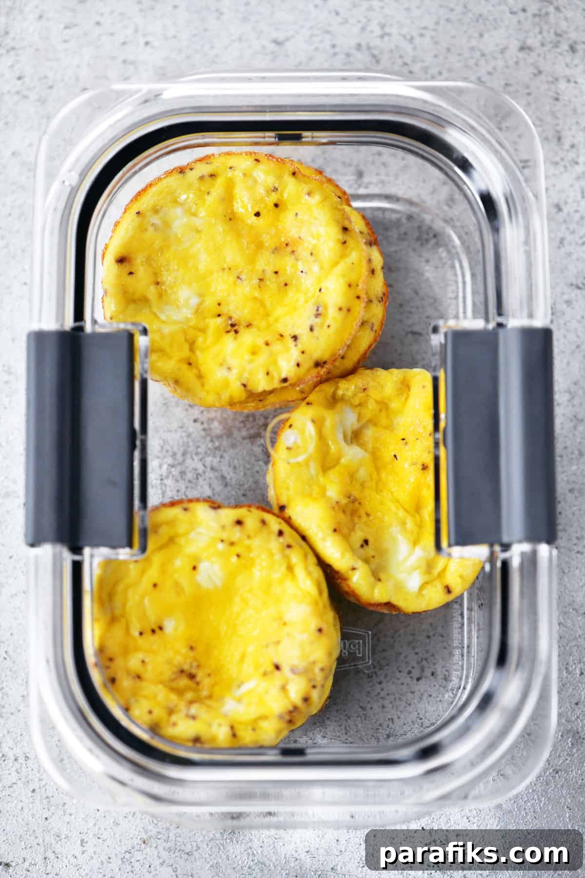 10 Breakfast Meal Prep Ideas to Brighten Your Mornings 5 Bacon Egg Cheese Bagel Sandwich