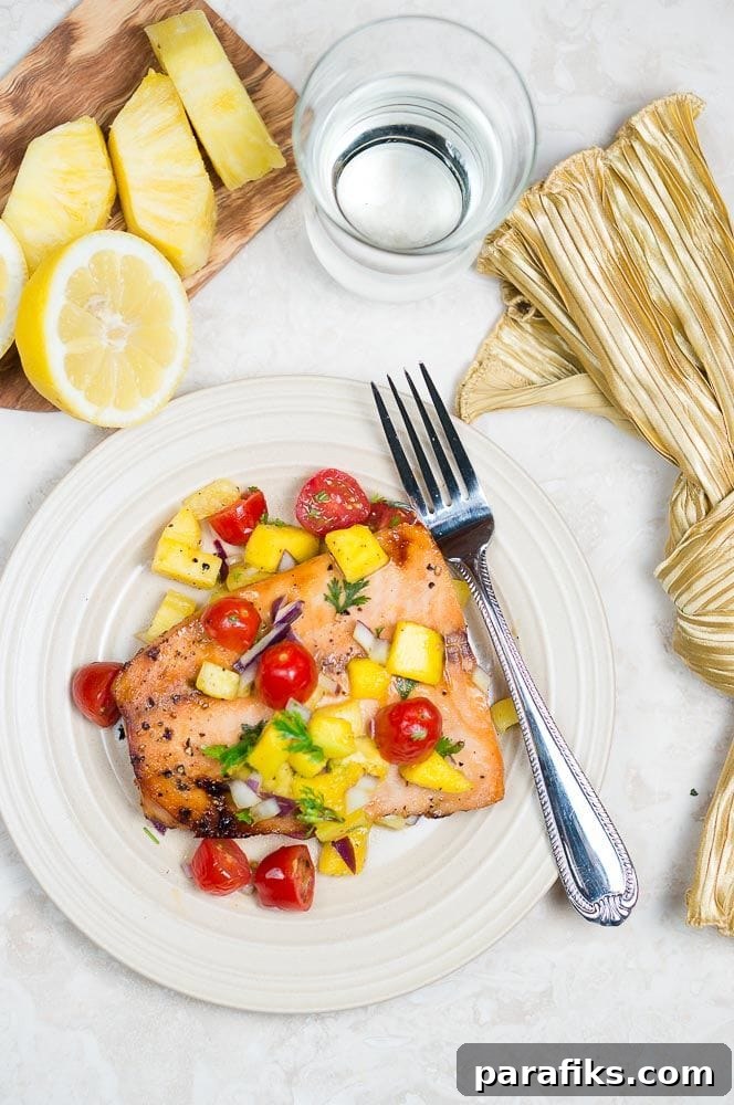 17 Summer Dinner Ideas: Quick, Light & Delicious Recipes 5 Salmon with mango salsa