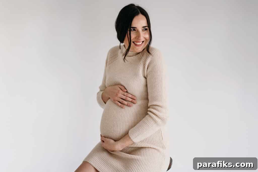 6 months pregnant and need a job.jpg