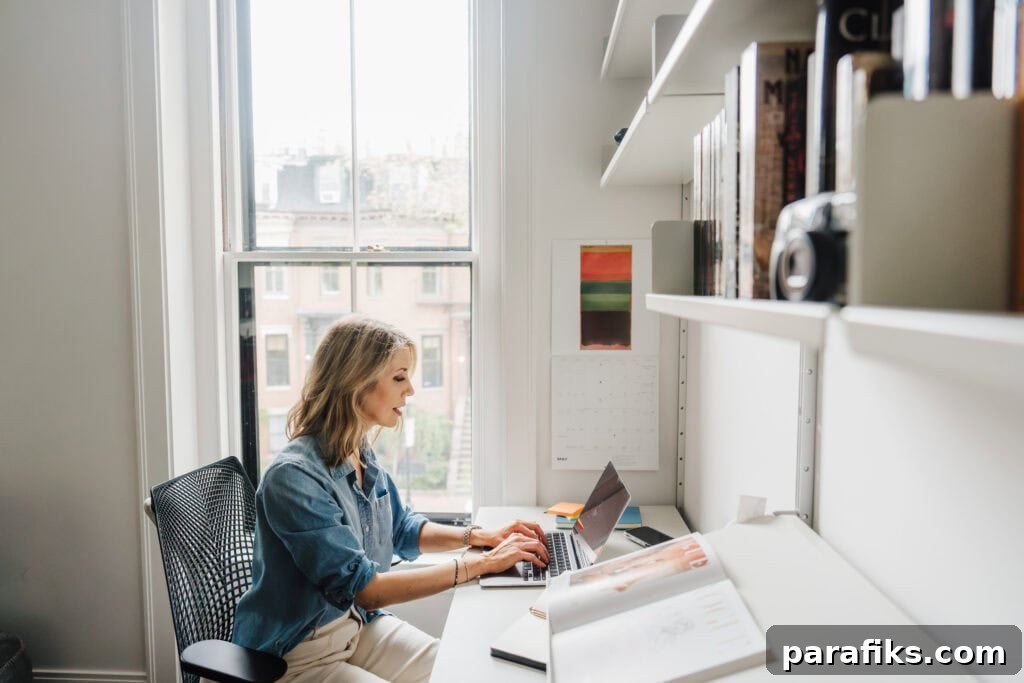 Become a Copywriter: Build a $100K+ Writing Career 3 How to become a copywriter from home