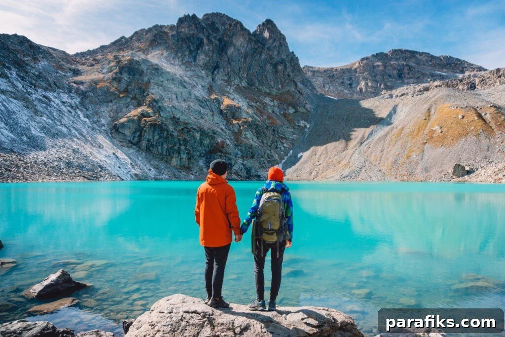 22 Legit Online Businesses You Can Start from Anywhere 3 couple on a mountain hike for the article 22 Real Online Businesses You Can Start From Anywhere